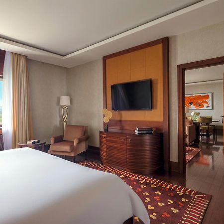 Rixos Borovoe Hotel Shchūchīnsk Buitenkant foto A bedroom at the hotel