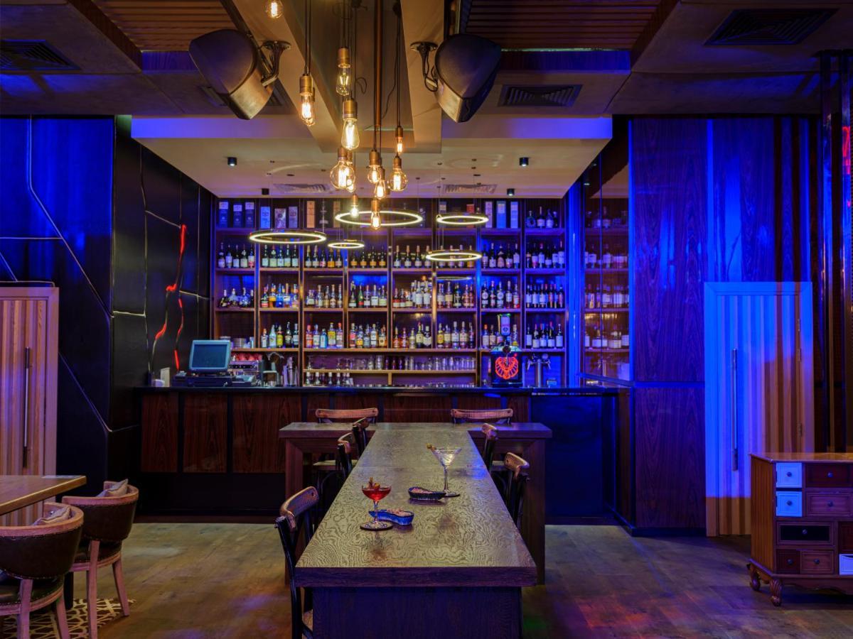 Rixos Borovoe Hotel Shchūchīnsk Buitenkant foto The bar at the 101 bar