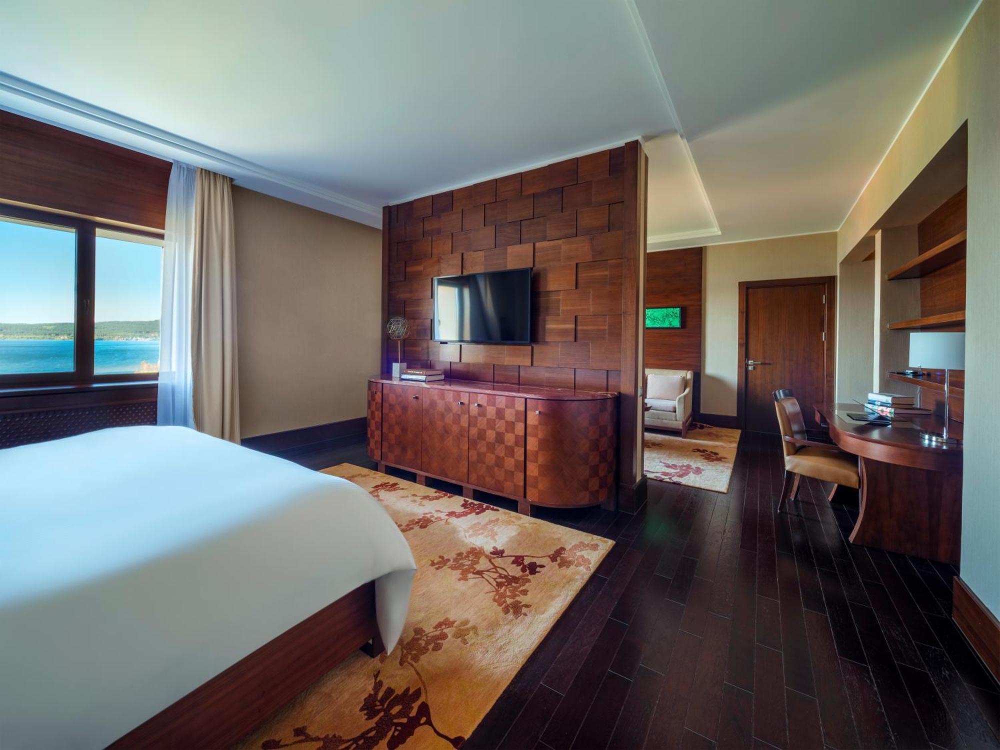 Rixos Borovoe Hotel Shchūchīnsk Buitenkant foto A bedroom at the hotel